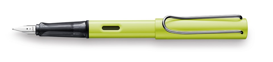Lamy_052_Al-Star_charged-green_Fountain_pen_165mm