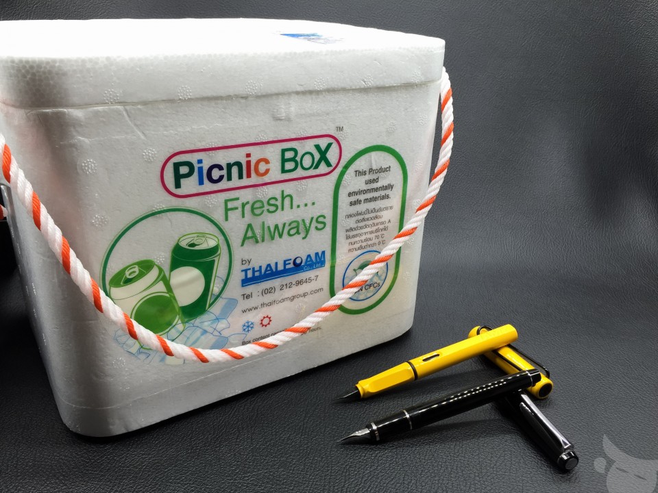 Picnic Box Pen Case-01