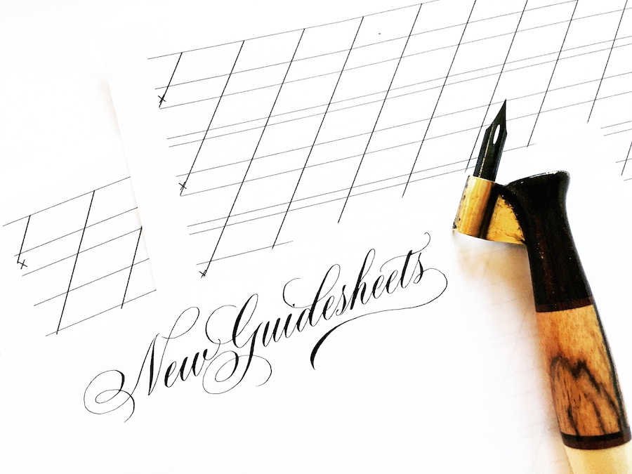 Guide Sheet สำหรับสาวกอักษรวิจิตรที่ใช้ปากกา Point Pen และปากกา Oblique Pen ใช้เป็นแบบฝึกหัดให้การหัดเขียนได้เป็นอย่างดี ที่มา : biancamascorro.com