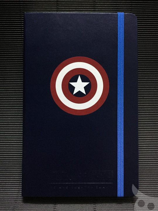 Moleskine Avengers Captain America-4