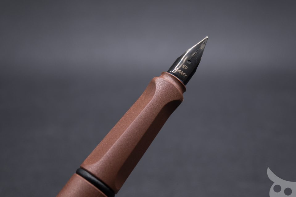 lamy-x-line-friends-brown-in-red-19
